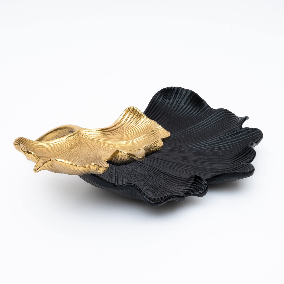 Black & Gold Ginkgo Leaf Tray