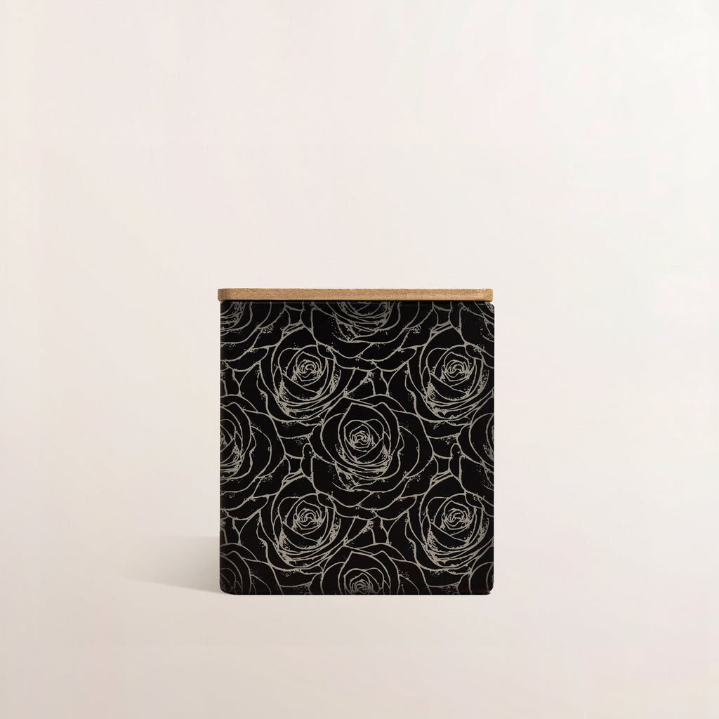 ROSE PATTERN CANDLE