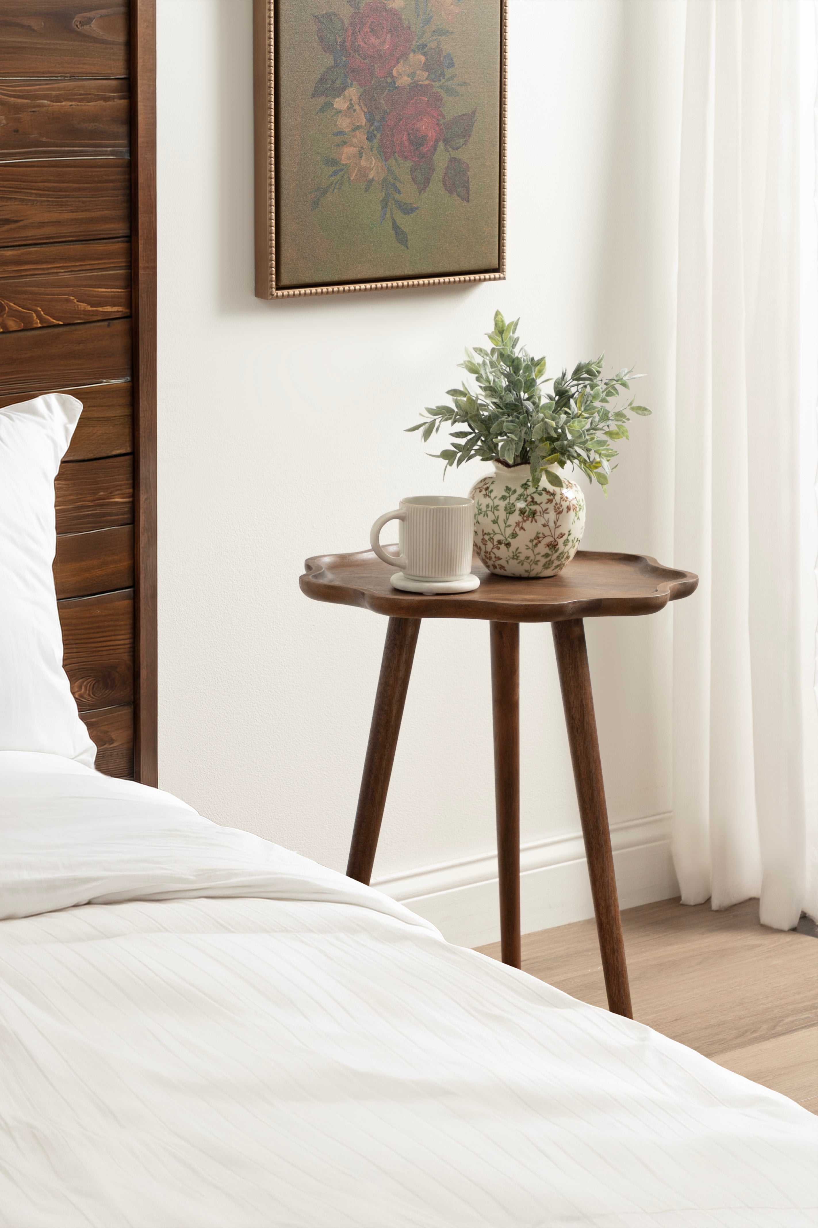Alezar Scallop Wood Side Table