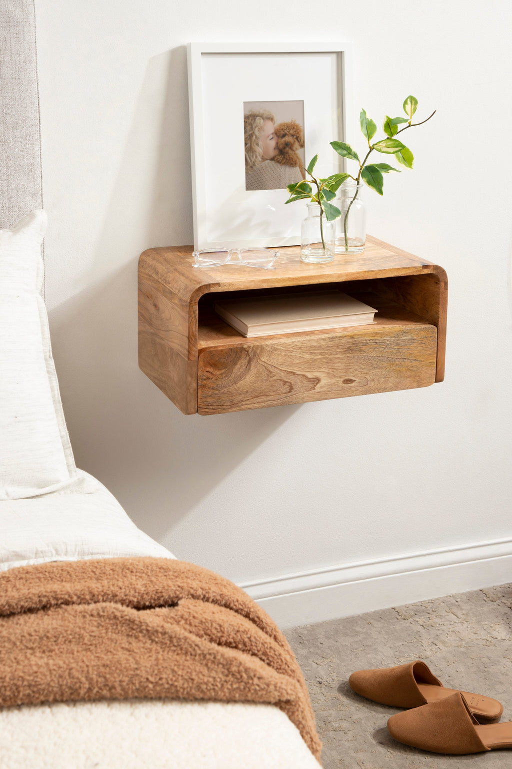 Kato Floating Side Table