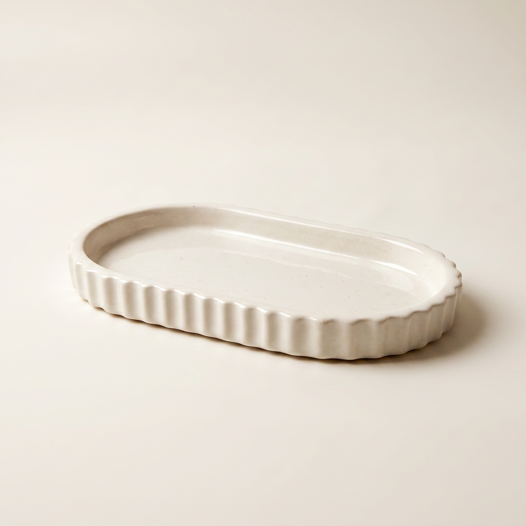 Scalloped Oblong Catchall Tray, Gypsum White 7"
