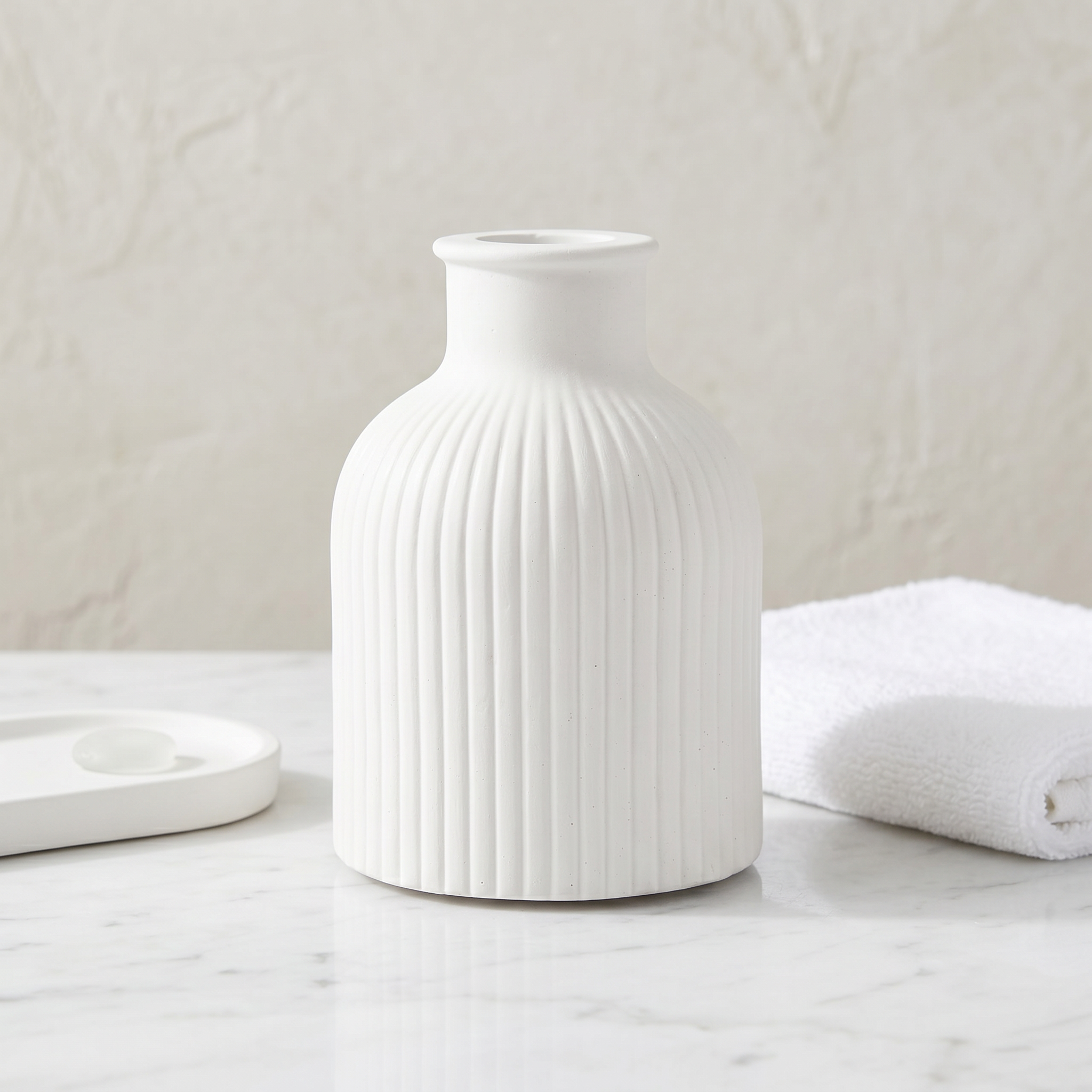 Ribbed Bottle Vase, Gypsum White 4"